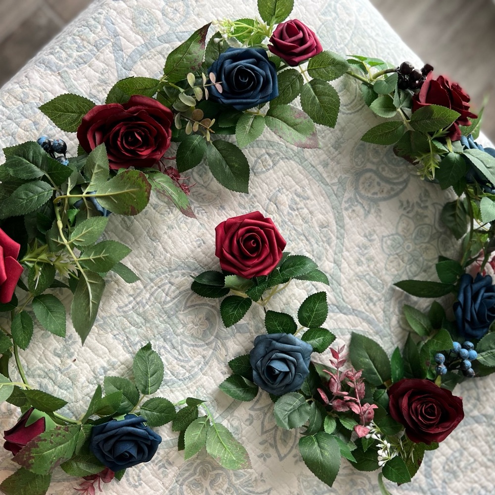 4ft red and navy garland